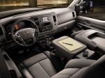 Nissan NV3500 HD Passenger Van 2011 года